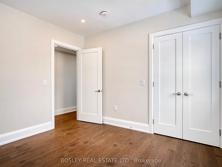 2579 Yonge St #202 — Photo 8