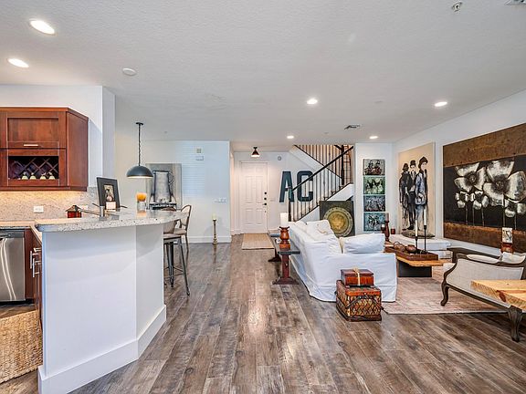 3rd image of 2955 NW 126th Avenue #101