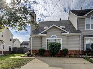 6211 Heather Glen Dr, Suffolk, VA 23435