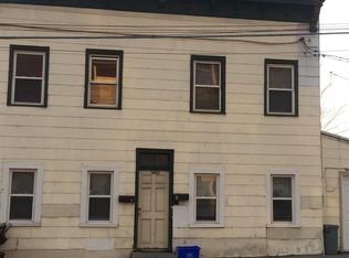 1407 15th St, Troy, NY 12180