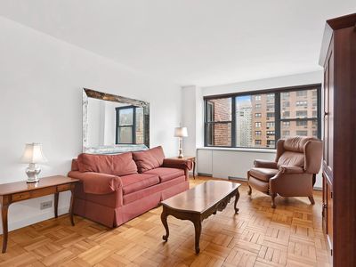 301 E 62nd St APT 10K, New York, NY, 10065