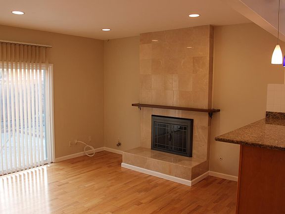 5th image of 770 Crane Ave
