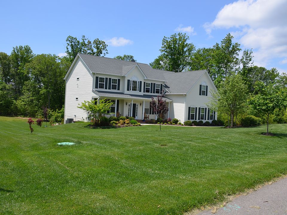 1st image of 23018 Holloway Ct