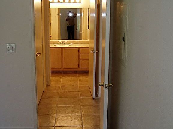 Master to Bathroom