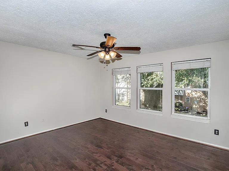 431 Sunset Dr #2 — Photo 16
