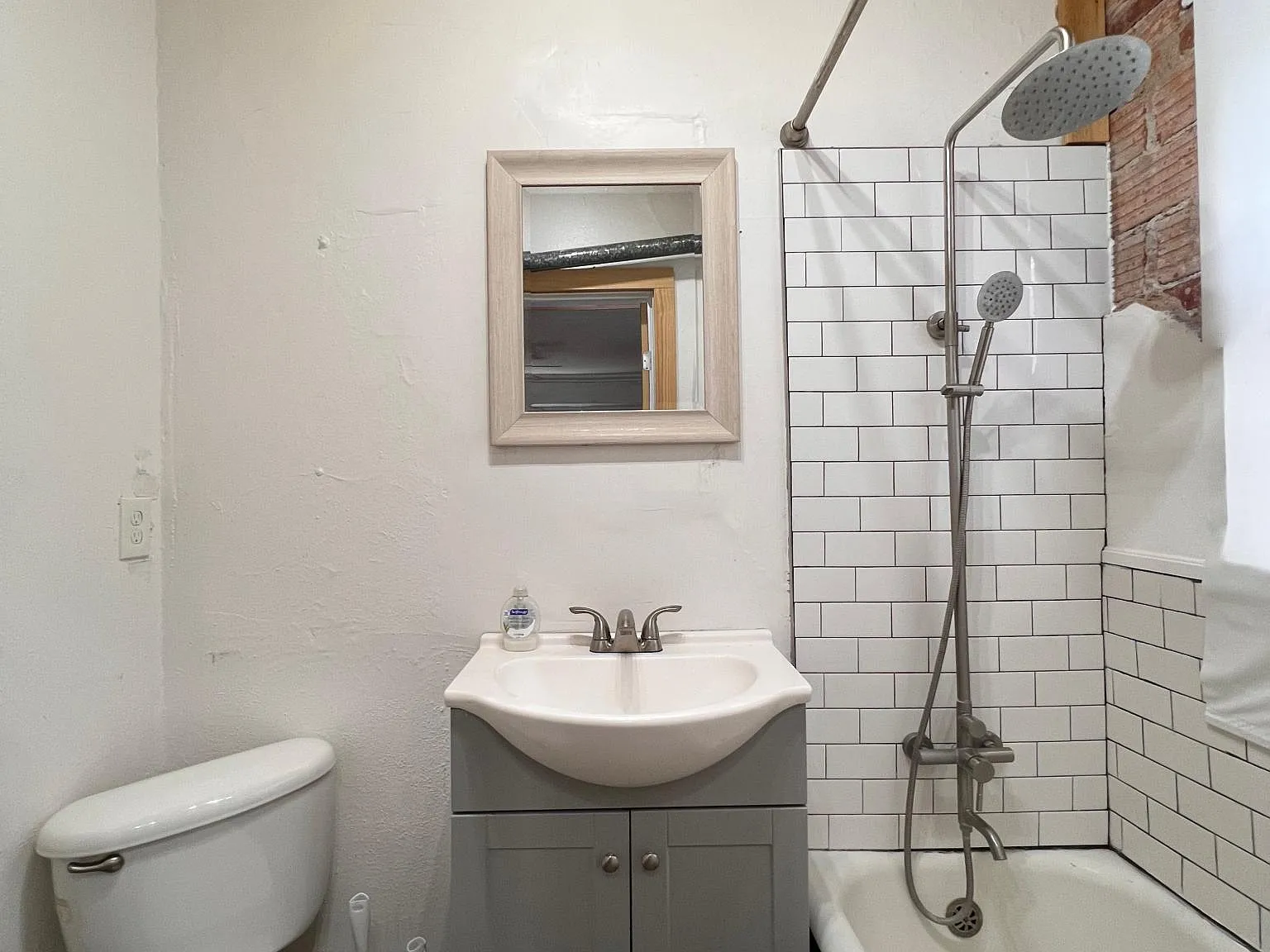 Studio, 451 sqft, $785 — Photo 2