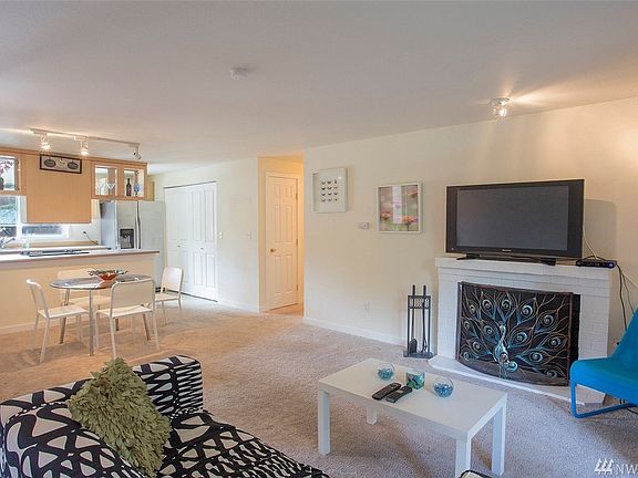 2nd image of 14124 NE 181st Pl APT H205