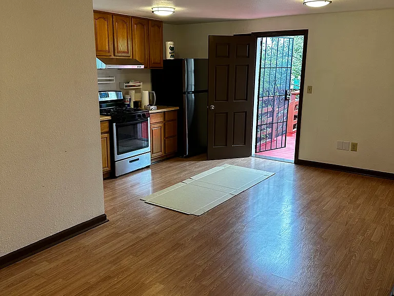 280 Faxon Ave — Photo 7