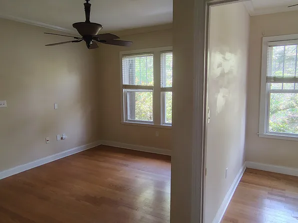 401 N Barcelona St APT 4, Pensacola, FL 32501