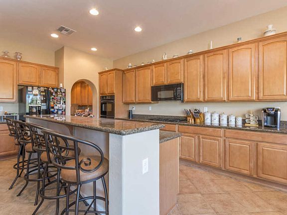 5th image of 40326 N Hickok Ct