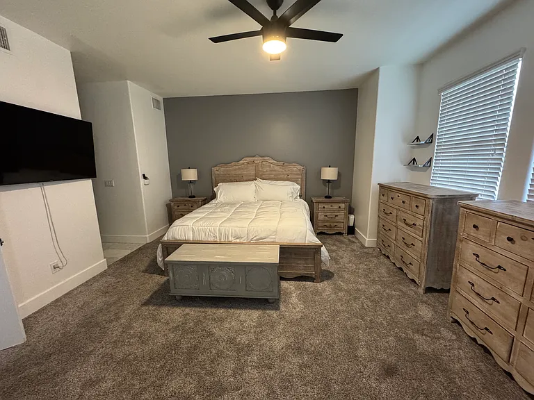 2925 N Sericin #105 — Photo 6