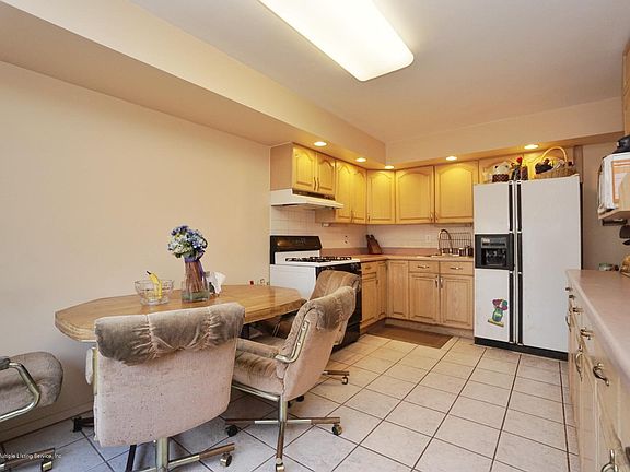 5th image of 15 Longdale St