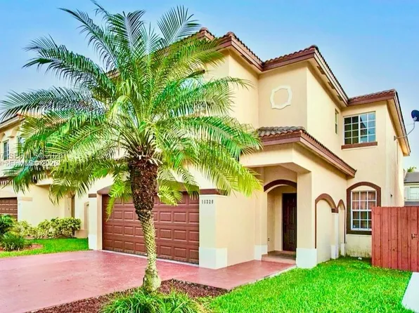 11320 NW 43rd Ter, Doral, FL 33178