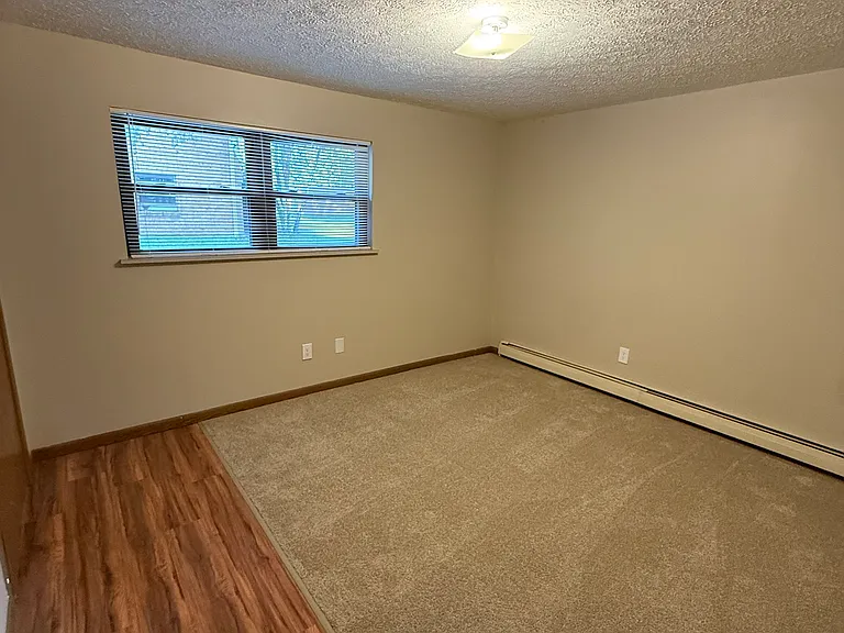3928 Frederick St — Photo 11