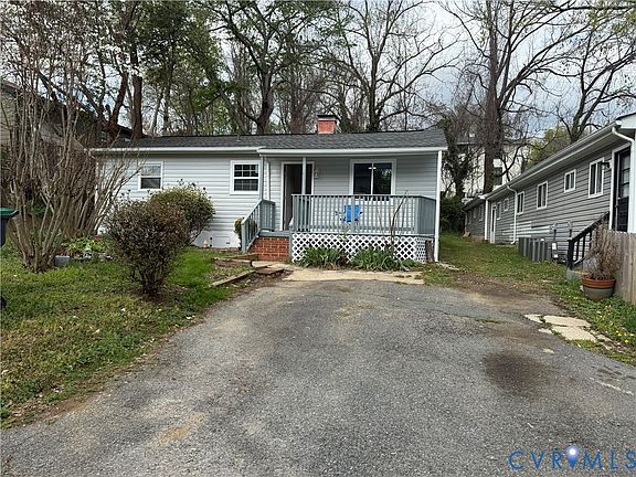 2nd image of 517 7 1/2 St SW