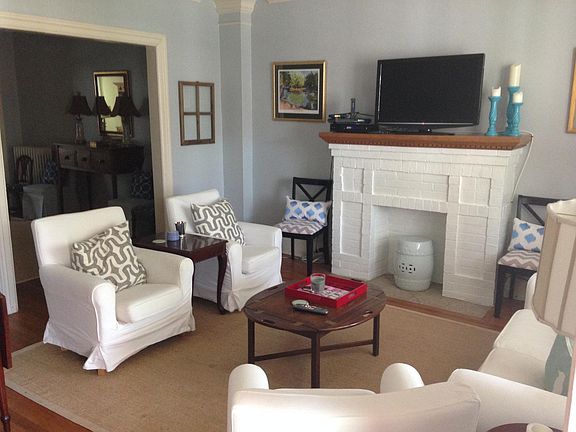Example of furnished living room