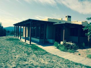 5 Hopi Ln, White Rock, NM 87547