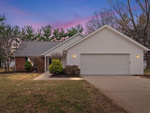 3rd image of 4310 Eastbrook Dr