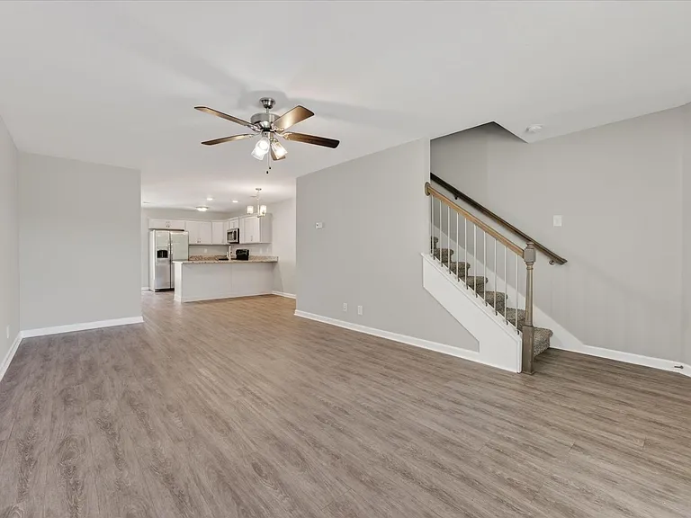 645 Stowe Ct #C — Photo 13