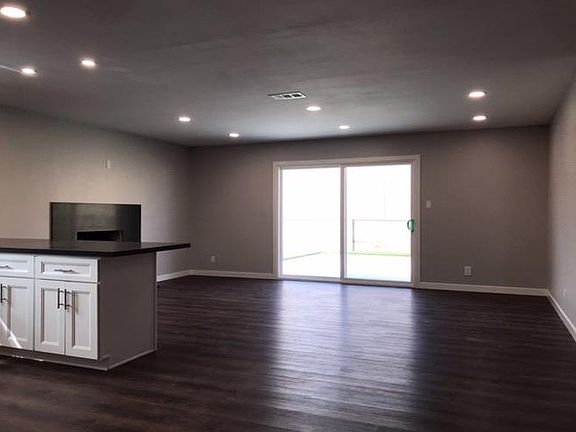4th image of 13151 Buckingham Cir