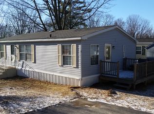 7 Gore Road Park, Bennington, VT 05201