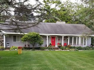 7130 Holcomb Rd, Clarkston, MI 48346