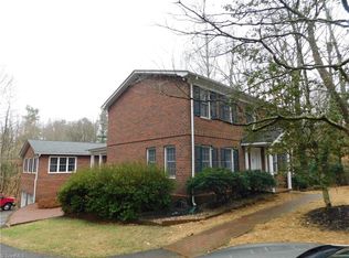 459 Pine Creek Trl, Mount Airy, NC 27030