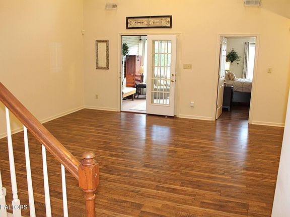5th image of 1564 Ellery Ln