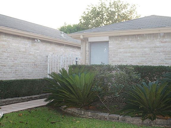 2nd image of 3102 Misty Park Dr