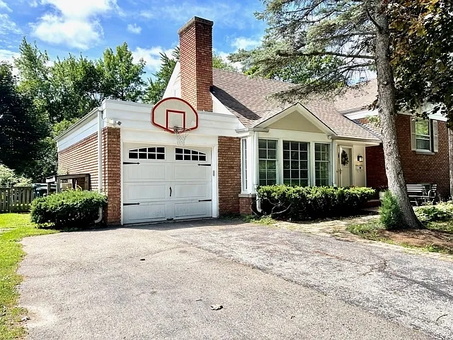 3207 Illinois Rd — Photo 13