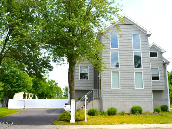 646 Bray Avenue, Middletown, NJ 07748
