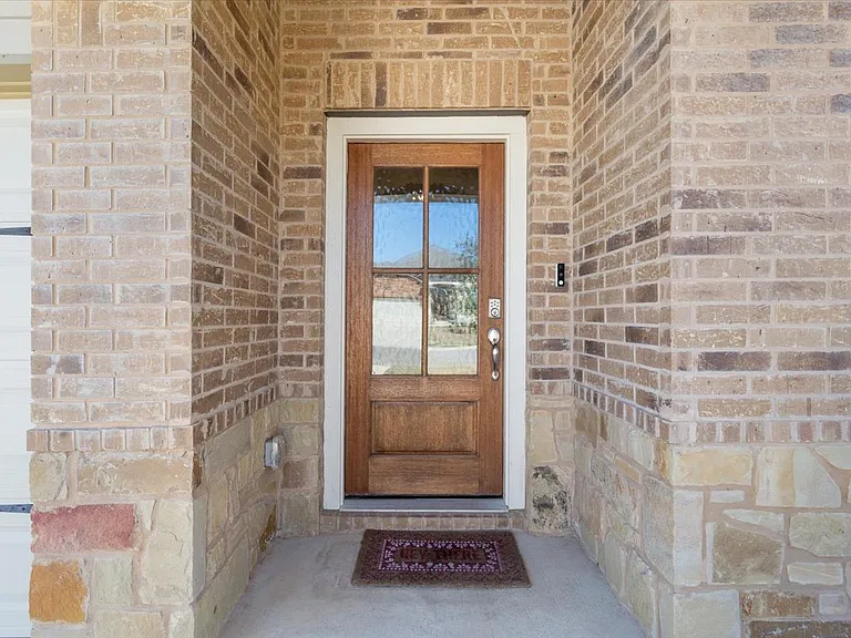 5737 Saint Charles Dr — Photo 2