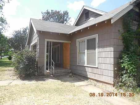 2nd image of 1662 Dayton Ave