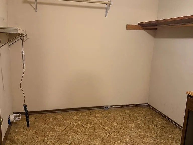 1503 M Cir — Photo 11