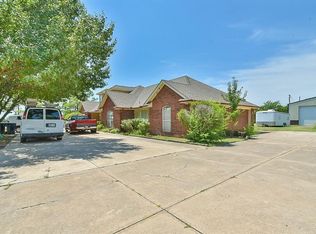 9229 S Sooner Rd, Moore, OK 73165