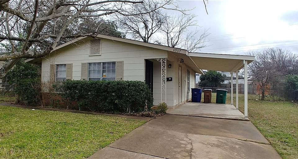 1st image of 4907 Majestic Dr