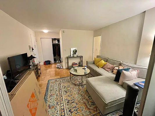 Rented by Olympia House Delaware LP | media 25