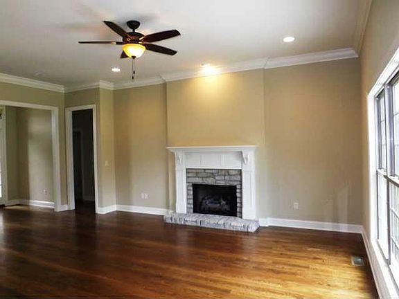 3rd image of 17 Wellington Dr Lot 1