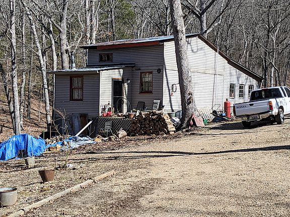 2nd image of 227 Creek St