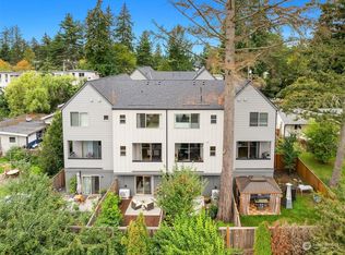 18528 Densmore Ave N #B, Seattle, WA