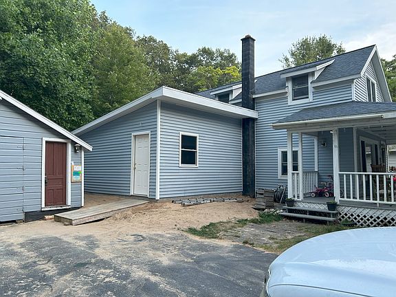 2nd image of 1106 S Chester St