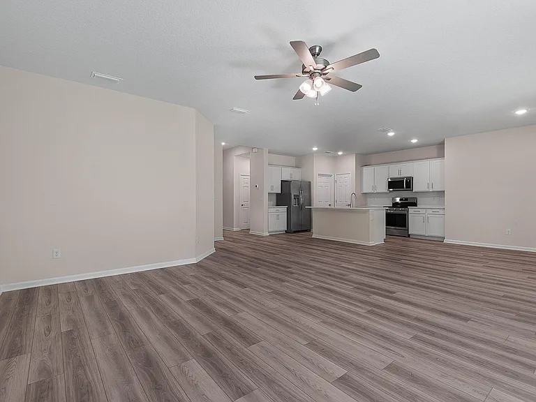 46 Poplar Dr — Photo 9