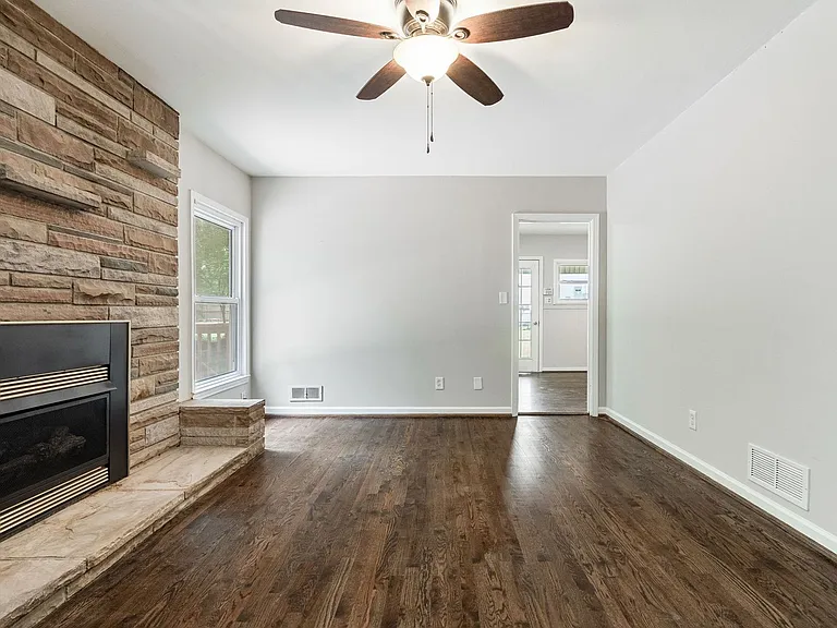 531 Park Ter — Photo 17