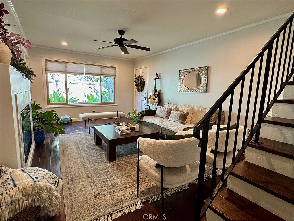 3 bed, 1.5 bath, 1152 sqft, $3,500 — Photo 4