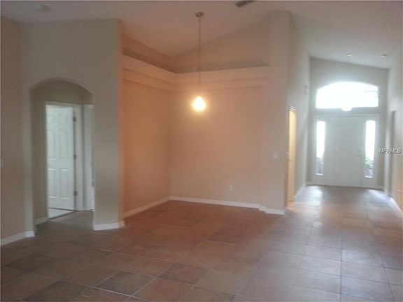 4th image of 828 Mattocks Ct