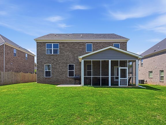4th image of 2928 Pomoa Pl