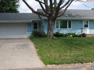709 8th St NW, Buffalo, MN 55313