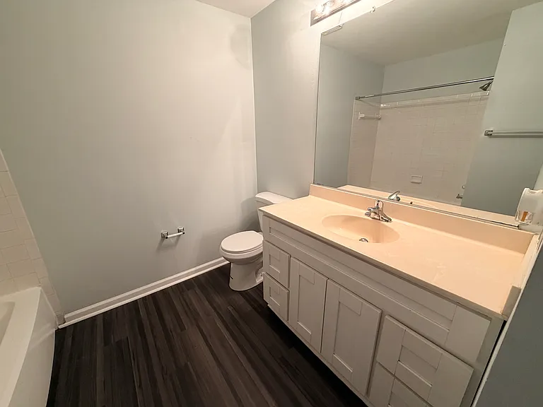 2nd Full Bathroom