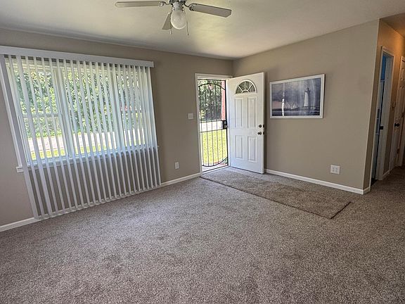 4th image of 1305 Springland Ave