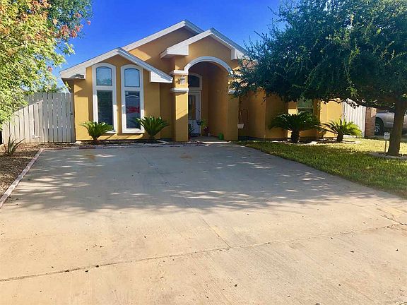 2nd image of 1513 Doctora Eve Perez Ln